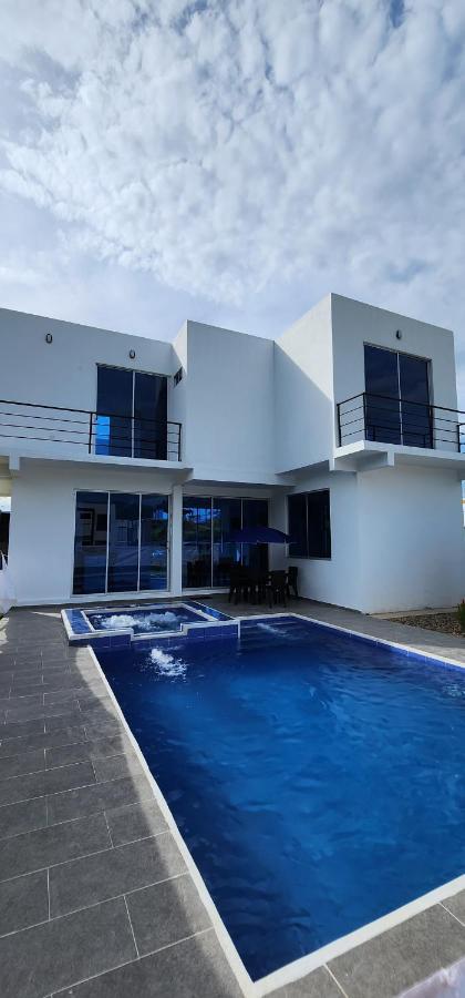 Sofi Villa Carmen de Apicala